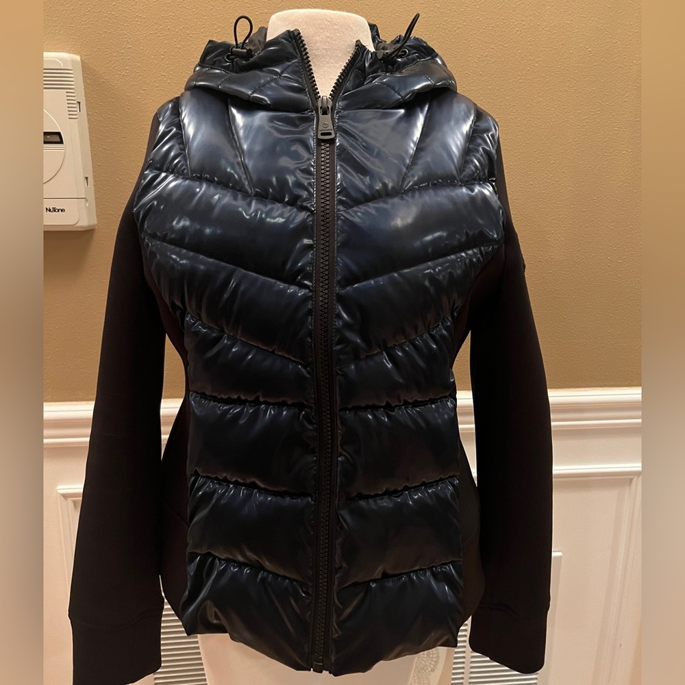 Bernardo Performance Cute Jacket To Keep You Nice… - image 5